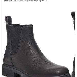Ugh Chelsea Boot